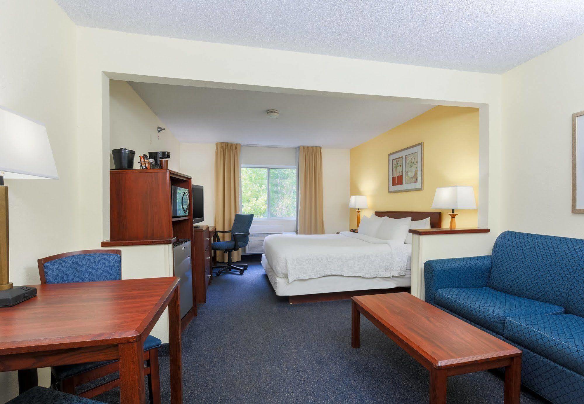 Fairfield Inn By Marriott Warren Niles Exterior foto